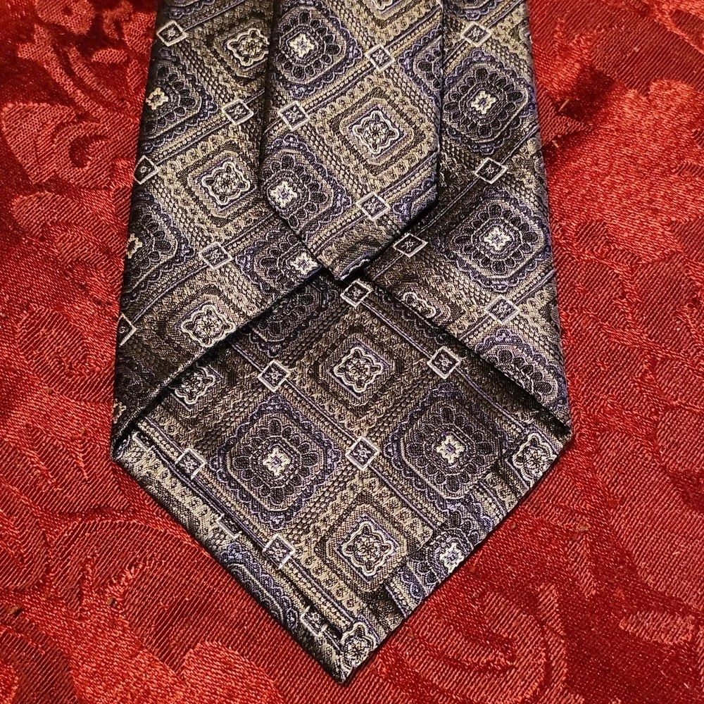 Burma Bibas Blue and Silver Geometric Pattern 100% Silk Tie